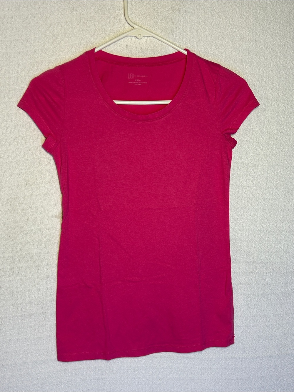 No Boundaries Bright Fuchsia Short Sleeve Crewneck Tee